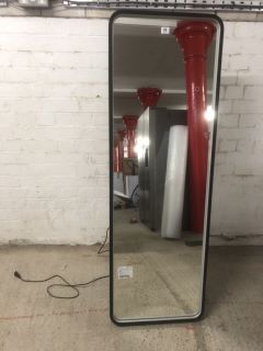 LYON LED LEANER MIRROR