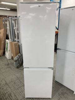 AEG INTEGRATED FRIDGE FREEZER MODEL SCE818E6TS RRP: £859