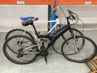 2 X ADULT ROAD BIKES (MPSS02259338, MPSS02259497)