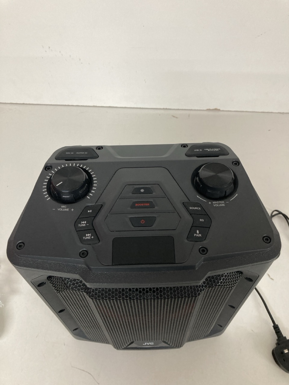 John Pye Auctions JVC PORTABLE BLUETOOTH PARTY SPEAKER MODEL NO MX