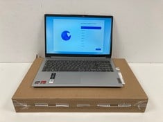 LENOVO IDEAPAD 1 256 GB LAPTOP IN SILVER: MODEL NO 15ADA7 (WITH BOX AND CHARGER, CASE AND SCREEN GEARS LOOSE/DAMAGED SEE PHOTOS). AMD RYZEN 3 3250U, 8 GB RAM, 15.7" SCREEN [JPTZ6479].