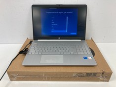 HP 15S-FQ4085NS 512 GB LAPTOP (ORIGINAL RRP - €673.54) IN SILVER. (WITH BOX AND CHARGER, ONLY WORKS WHEN PLUGGED IN). I5-1155G7, 8 GB RAM, , INTEL IRIS XE GRAPHICS [JPTZ6451]