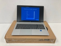 LAPTOP HP PROBOOK 4SQ QV 512 GB (ORIGINAL RRP - 955,00 EUROS) IN SILVER (WITH BOX AND CHARGER, KEYBOARD WITH FOREIGN DISTRIBUTION). I5-1165G7, 32 GB RAM, , GRAPHICS INTEL IRIS XE [JPTZ6485]