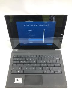 MICROSOFT SURFACE 256GB LAPTOP IN SILVER. (UNIT  ONLY). INTEL CORE I5-4300U, 8GB RAM,  [JPTN40215]