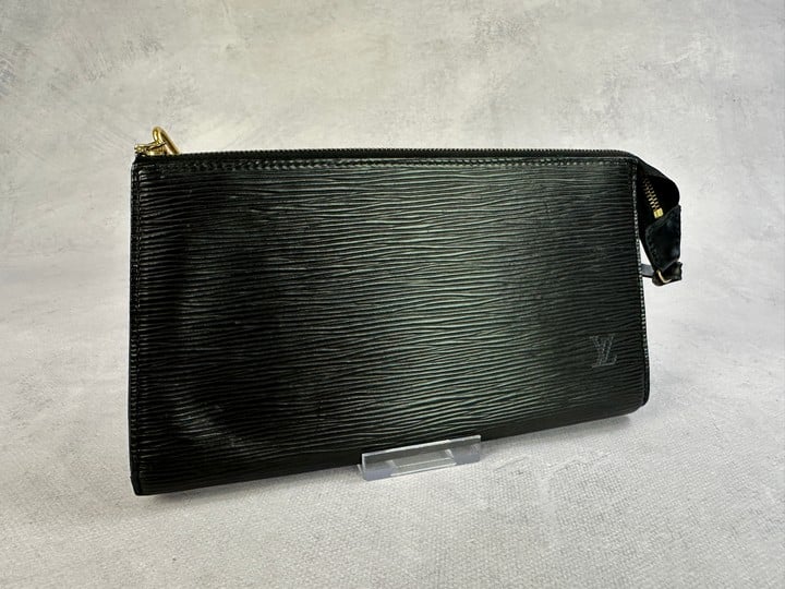 Louis Vuitton Epi Pochette Accessories Pouch W24cm x H13cm x D3cm(Approx) (VAT ONLY PAYABLE ON BUYERS PREMIUM)