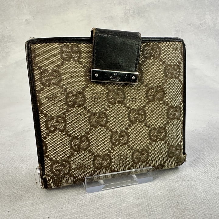 Gucci Gg Web Monogram Wallet  12cm x 10cm(Approx) (VAT ONLY PAYABLE ON BUYERS PREMIUM)