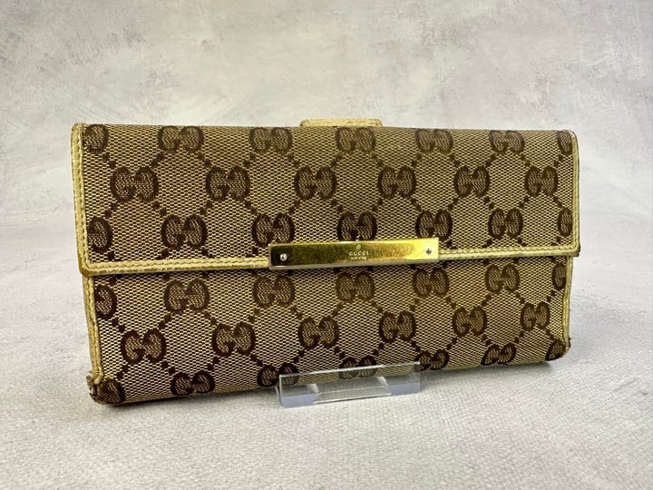 Gucci Gg Web Monogram Wallet  19cm x 10cm(Approx) (VAT ONLY PAYABLE ON BUYERS PREMIUM)