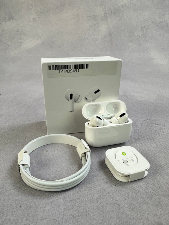 John Pye Auctions Apple Airpods Pro With Wireless Charging Case