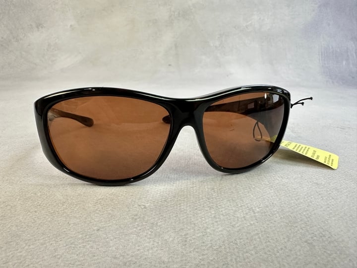 Sunglasses With Tag, Ref-1061623 (VAT ONLY PAYABLE ON BUYERS PREMIUM)