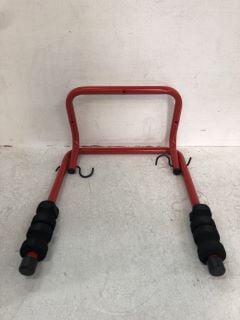 PALLET OF WALL MOUNTED 2 BIKE STAND IN RED