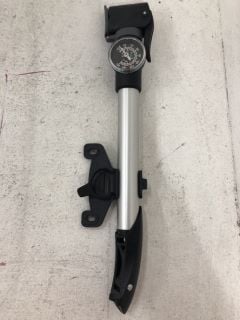 PALLET OF BIKE PUMPS WITH GAUGE AND FRAME MOUNT BRACKET