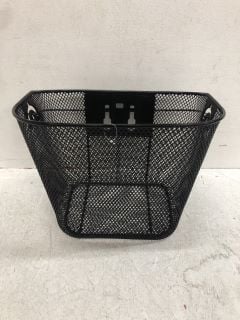 PALLET OF BICYCLE WIRE FRONT BASKETS