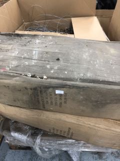 PALLET OF BICYCLE ACCESSORIES TO INCLUDE WIRE FRONT BASKETS AND GEAR CABLE INNERS