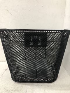 PALLET OF CYCLING METAL BASKETS IN BLACK