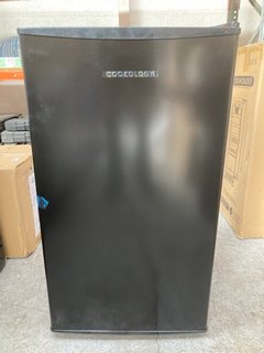 COOKOLOGY UNDERCOUNTER FREEZER: MODEL UCFZ60BK - RRP £134: LOCATION - A7