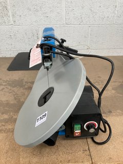 CLARKE WOODWORKER TABLE SAW IN BLUE : MODEL CSS400D: LOCATION - BR12