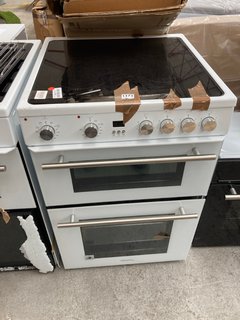 HISENSE 60CM ELECTRIC COOKER WITH CERAMIC HOB: MODEL HSNHDE3211BWUK - RRP £369: LOCATION - B6