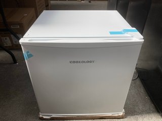 COOKOLOGY MINI TABLETOP FREEZER: MODEL MFZ32WH - RRP £103: LOCATION - A6