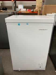 COOKOLOGY CHEST FREEZER: MODEL CCFZ99WH - RRP £125: LOCATION - A7