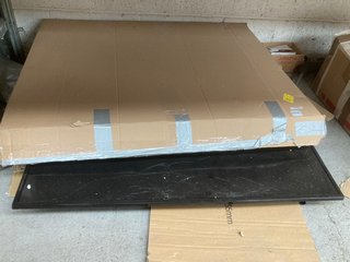 PANASONIC LED TV 43'' ( DAMAGED ): LOCATION - BR17