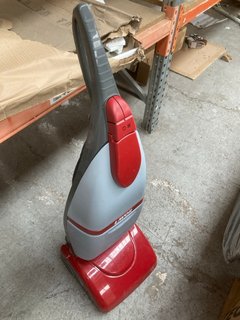 HEAVY DUTY STYLE INDUSTRIAL VACUUM CLEANER IN RED AND GREY: LOCATION - BR21