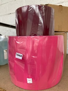 2 X ASSORTED LAMP SHADES IN PINK & PLUM FINISHES: LOCATION - BR23