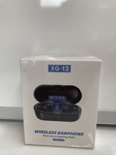 10 x XG-1 WIRELESS EARPHONES TWS 5.0 IN BLACK