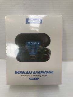 10 x XG-13 WIRELESS EARBUDS IN BLACK WITH CHARGING CASE