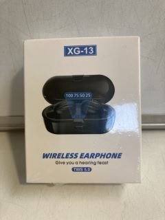 10 x XG-13 WIRELESS EARBUDS IN BLACK WITH CHARGING CASE