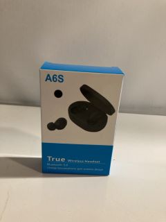 10 x A6S TRUE WIRELESS EARBUDS WITH CHARGING BOX IN BLACK