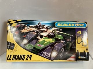 1 X SCALEXTRIC LE MANS 24 ADVANCED TRACK SYSTEM