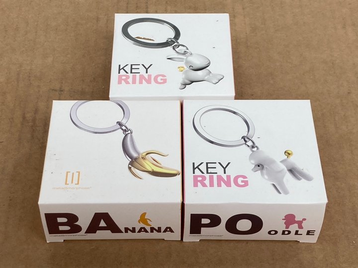 John Pye Auctions QTY OF METAL MORPHOSE KEY RINGS TO INCLUDE GUITAR