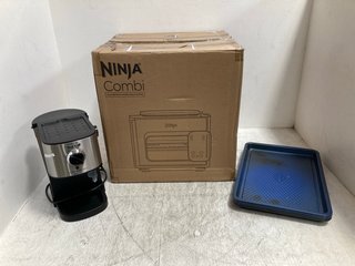 QTY OF ASSORTED KITCHEN ITEMS TO INCLUDE NINJA COMBI ALL-IN-ONE MULTI-COOKER OVEN & AIR FRYER: LOCATION - G19