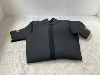 CAMARO AUSTRIA ADULT WET SUIT IN BLACK SIZE 52: LOCATION - H16