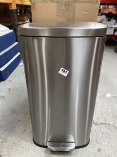 RECTANGLE SOFT CLOSE 30L TRASH CAN IN SATIN NICKEL: LOCATION - E9