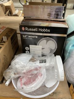 2 X RUSSELL HOBBS 12 INCH DESK FAN IN WHITE: LOCATION - E10