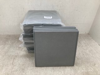 QTY OF FOLDABLE STORAGE ORGANIZER BOXES IN GREY: LOCATION - E18