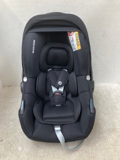 MAXI-COSI CABRIOFIX CAR SEAT IN BLACK: LOCATION - F10