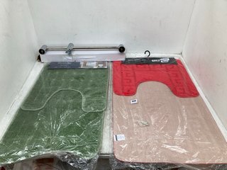 KEENWARE SHOWER RISER RAIL IN CHROME TO INCLUDE 2 X BATH AND TOILET MAT SET IN RED AND GREEN: LOCATION - F4