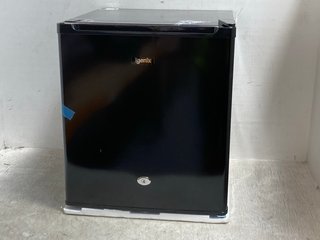 IGENIX 41L COUNTER TOP FRIDGE WITH LOCK IN BLACK: LOCATION - G2