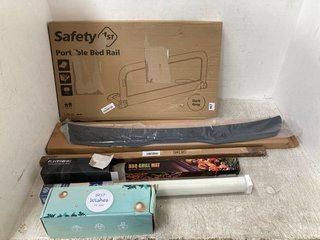 QTY OF ASSORTED ITEMS TO INCLUDE SAFETY 1ST PORTABLE BED RAIL: LOCATION - G15