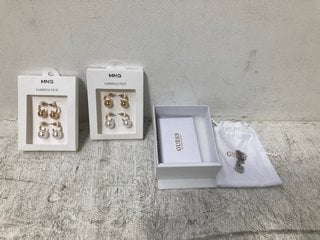 3 X ASSORTED JEWELLERY PIECES TO INCLUDE 2 X MGN GOLD AND PEARL WHITE BALL EARRING PACKS: LOCATION - G17