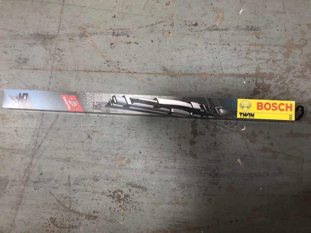 Bosch Wiper Blade Twin 532, Length: 700/700 – Set Of Front Wiper