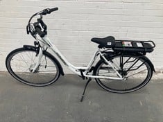 SCHIANO E-MOON ELECTRIC BIKE IN WHITE - RRP £949 (COLLECTION ONLY)