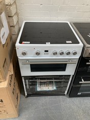 HISENSE 60CM FREESTANDING WHITE ELECTRIC CERAMIC COOKER MODEL NO- HDE3211BWUK RRP- £389 (DOOR MISSING)