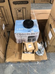 QUANTITY OF COOKOLOGY KITCHEN ITEMS TO INCLUDE COOKOLOGY 4.2L BLACK AND SILVER AIR FRYER RRP- £69.99 (PALLET 13)