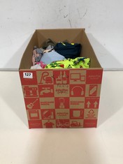 BOX OF ASSORTED KIDS CLOTHING TO INCLUDE SUPER MARIO SWIM SHORTS NEON WITH CHARACTERS SIZE 4-5YRS