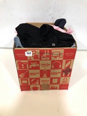 BOX OF ASSORTED ADULT CLOTHING TO INCLUDE NEW LOOK HALLIE DENIM JEANS BLACK SIZE 12