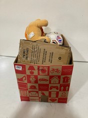 BOX OF ASSORTED KIDS TOYS TO INCLUDE 3STYLE 3 WHEEL KICK SCOOTER