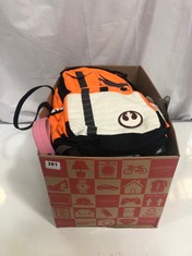 BOX OF ASSORTED BAGS TO INCLUDE STAR WARS BLACK/ORANGE BACKPACK